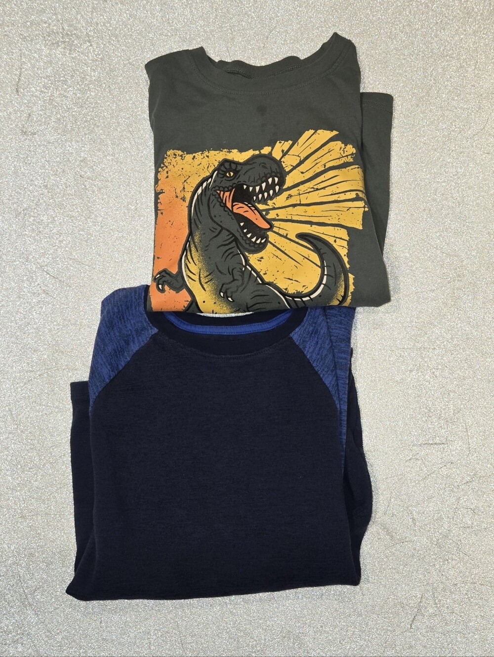 Boys Graphic,Stripes,Solid Raglan Style Tshirt Bundle Size-M 8/10, L 10/12 & 10
